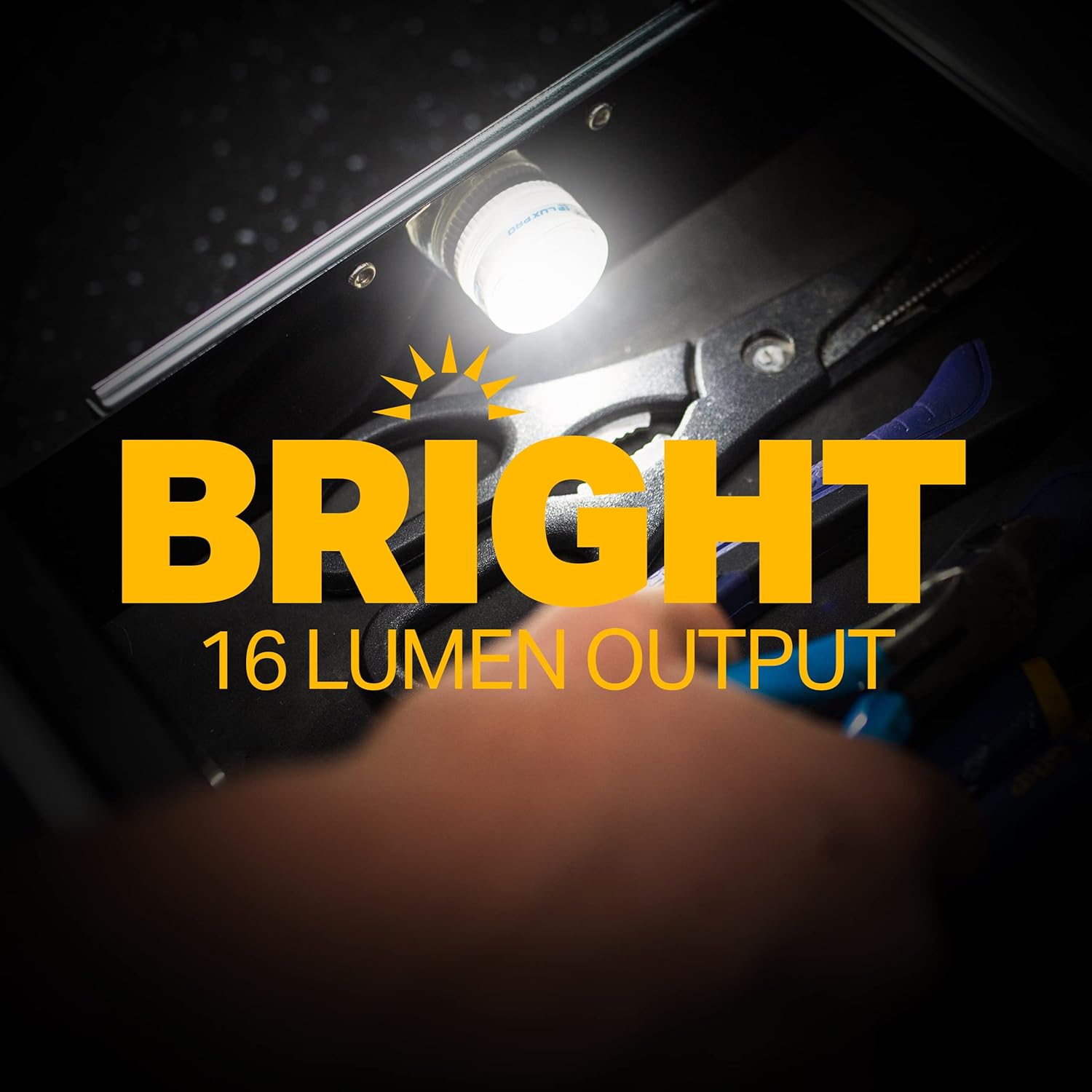 LED Battery-Powered Puck Lights